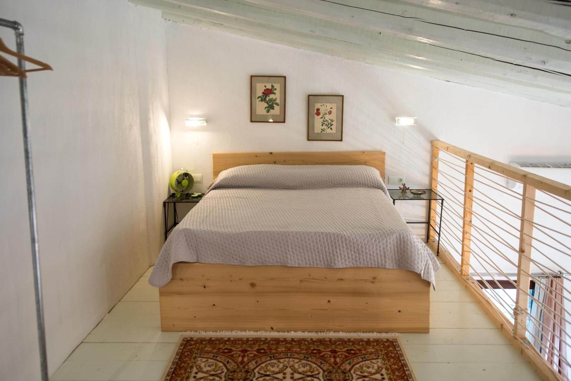 Apartment Spitaki γραφείο *